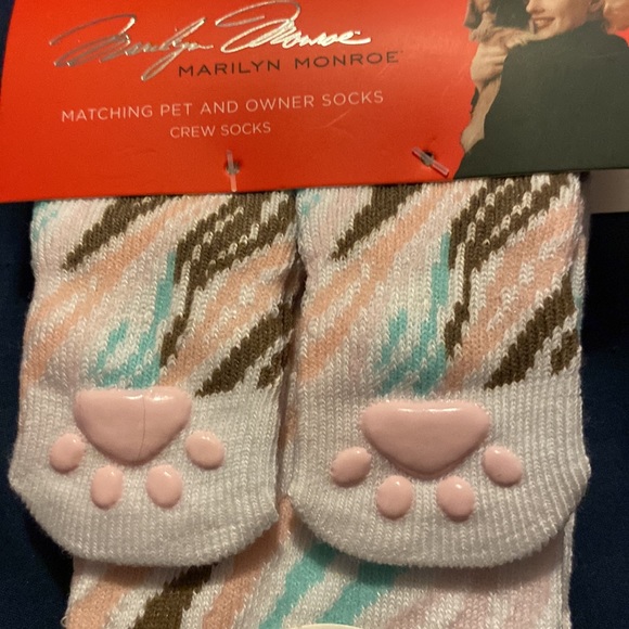 Bundle of 2 Sets Matching Pet and Owner Socks & Bows Zebra Bees Sunflowers NWT - Picture 4 of 8